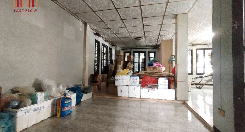 For sale 3 bedrooms house in Khlong Sam Wa, Bangkok