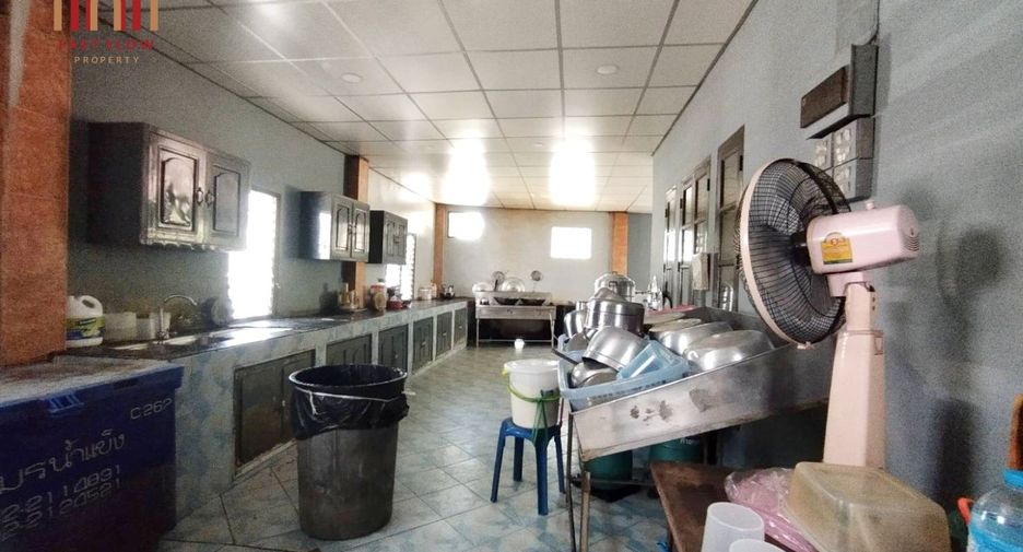 For sale 3 bedrooms house in Khlong Sam Wa, Bangkok