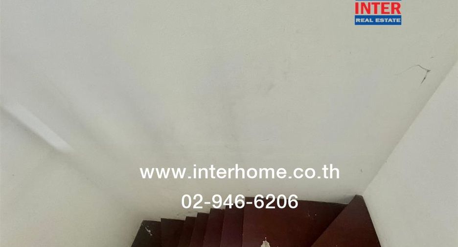出售 4 卧室 联排别墅 在 Mueang Samut Sakhon, Samut Sakhon