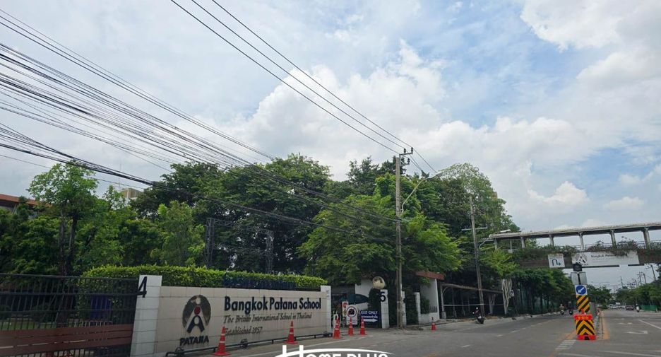 For sale 4 bedrooms retail Space in Bang Na, Bangkok