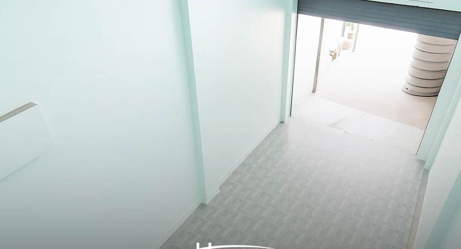 For sale 4 bedrooms retail Space in Bang Na, Bangkok