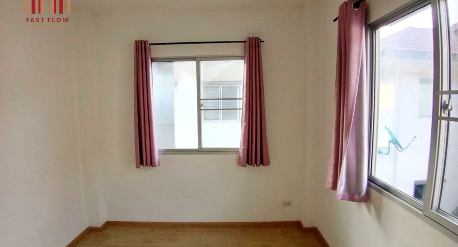 For sale 3 bedrooms house in Mueang Chachoengsao, Chachoengsao