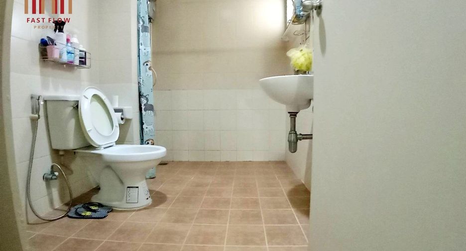 For sale 3 bedrooms house in Mueang Chachoengsao, Chachoengsao