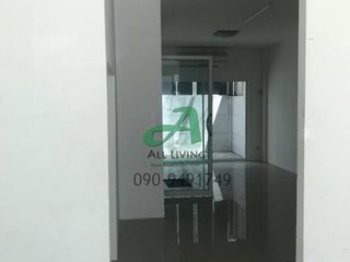 Reihenhaus zur Miete mit 3 Zimmer in Khlong Sam Wa, Bangkok