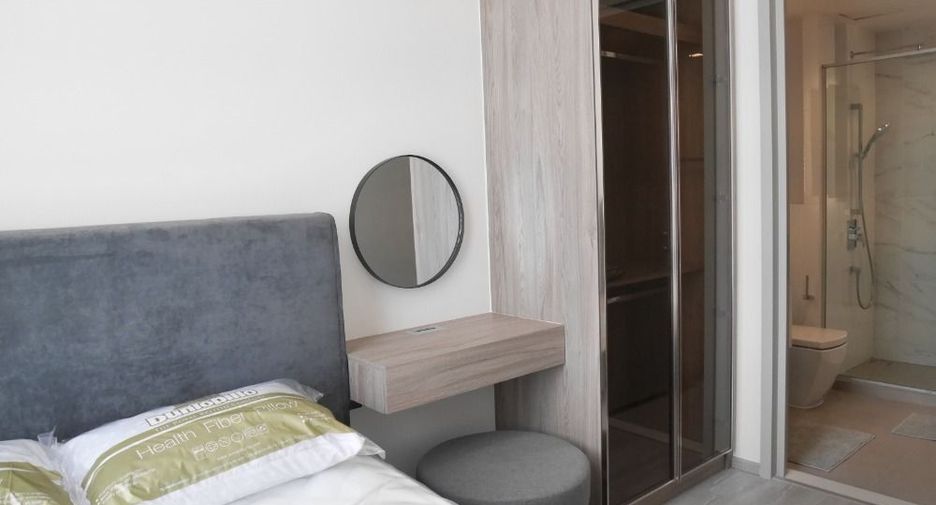 For sale 1 bed condo in Phra Khanong, Bangkok