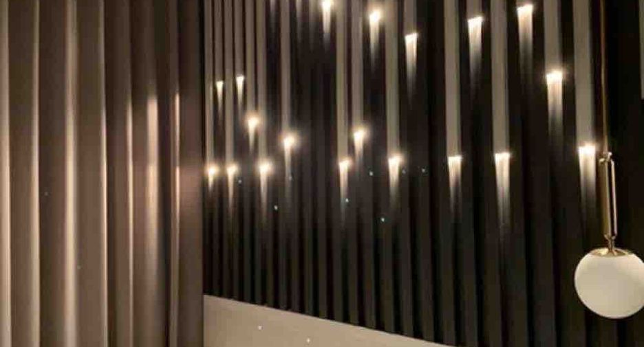 For sale 1 bed condo in Phra Khanong, Bangkok