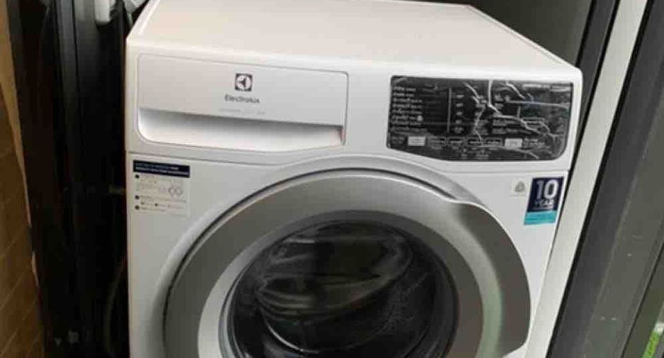 For sale 1 bed condo in Phra Khanong, Bangkok