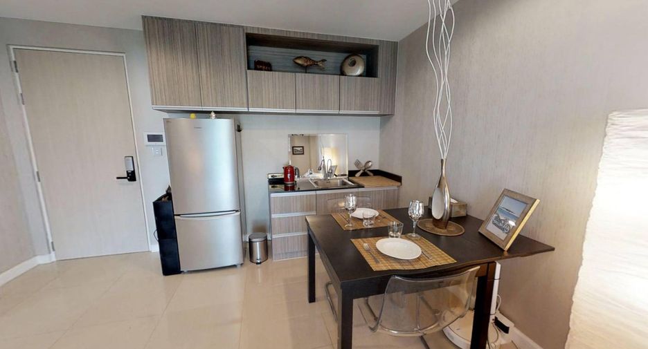 For sale 1 bed condo in Bang Na, Bangkok