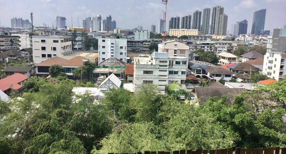 For sale 1 bed condo in Bang Na, Bangkok