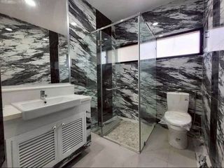出租 6 卧室 独立屋 在 Dusit, 曼谷