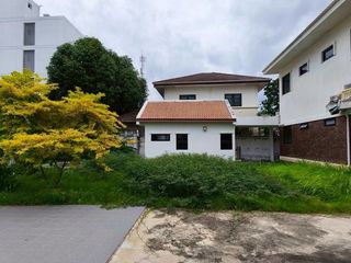 出租 6 卧室 独立屋 在 Dusit, 曼谷