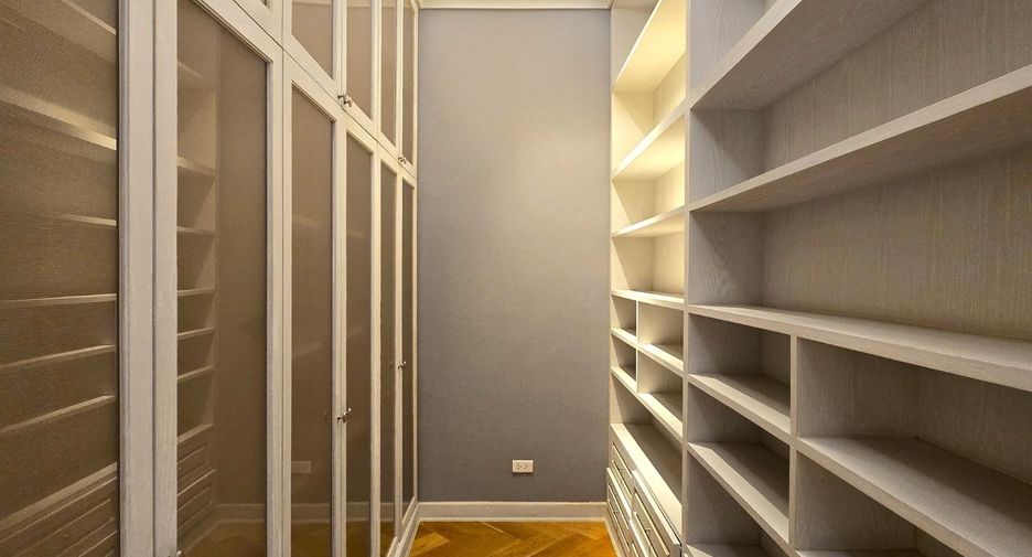 Продажа 5 спальни дом в Лат Пхрао, Бангкок