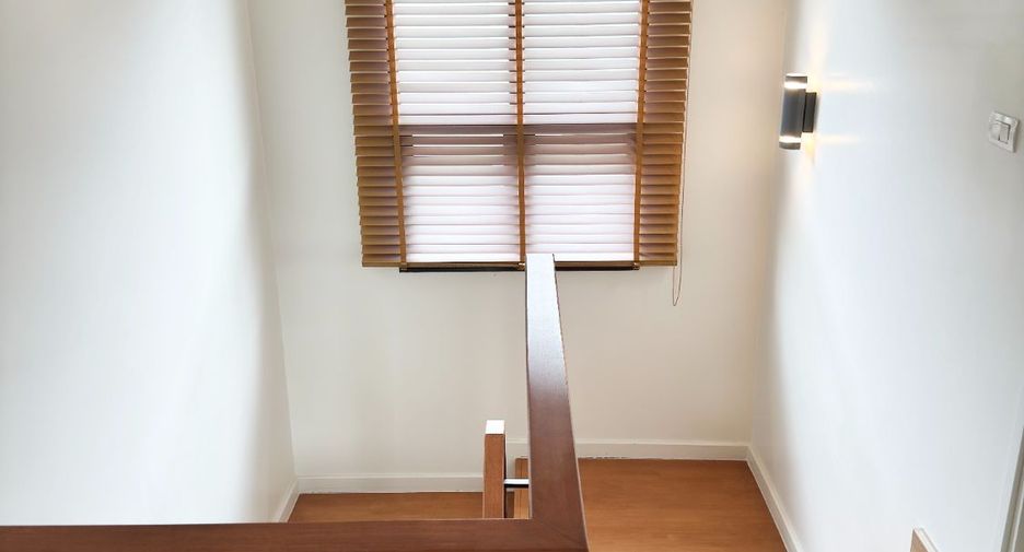 For sale 3 bedrooms house in Suan Luang, Bangkok