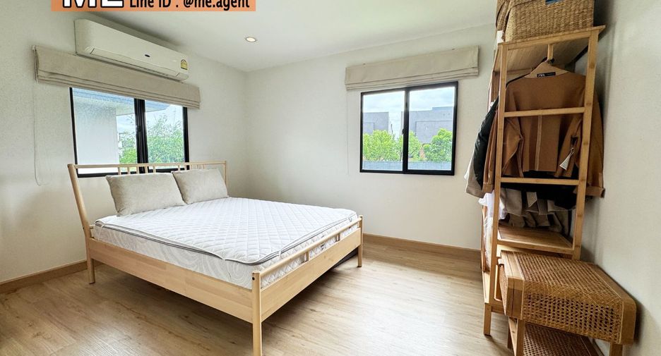 For sale 3 bedrooms house in Suan Luang, Bangkok