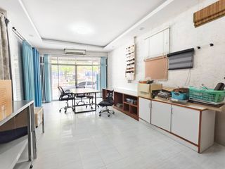 For sale 2 ベッドルーム retail Space in Mueang Chiang Mai, Chiang Mai