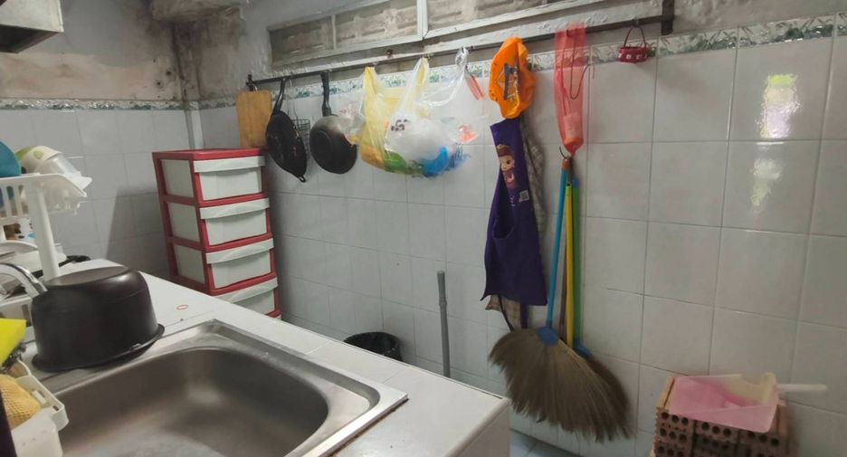 For sale 2 bedrooms retail Space in Mueang Chiang Mai, Chiang Mai