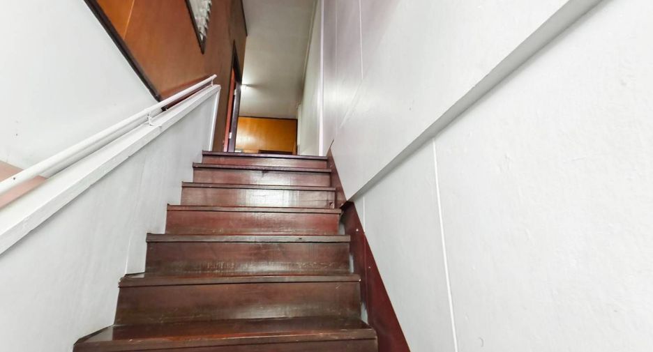 For sale 2 bedrooms retail Space in Mueang Chiang Mai, Chiang Mai
