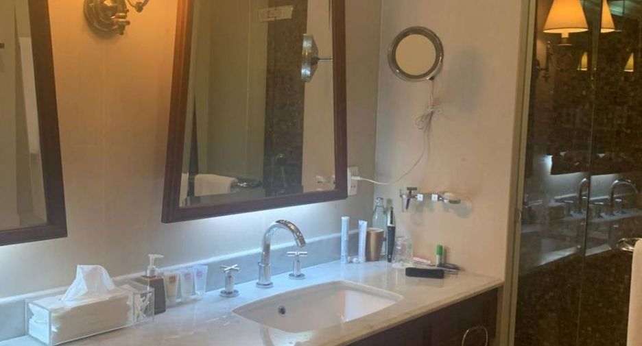 For sale 4 bedrooms condo in Cha Am, Phetchaburi