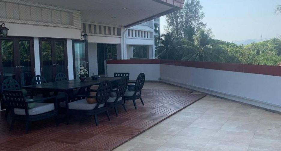 For sale 4 bedrooms condo in Cha Am, Phetchaburi