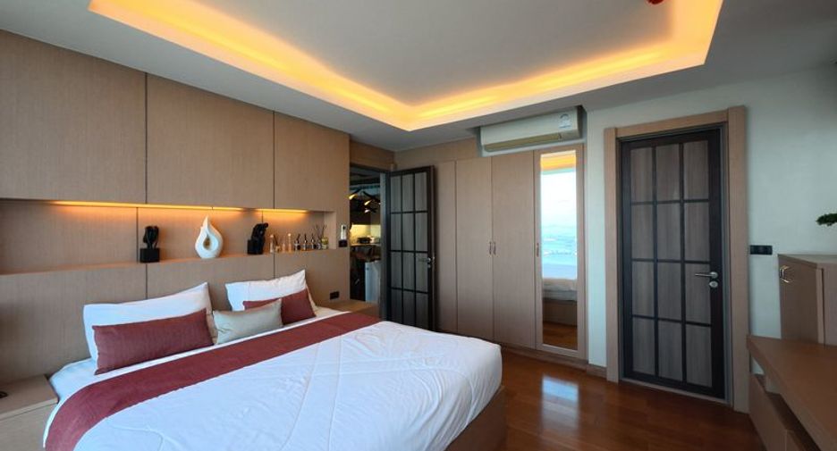 For rent 2 bedrooms condo in Si Racha, Chonburi