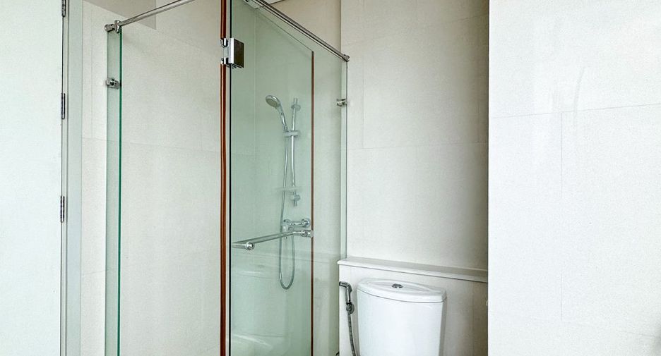 For sale 3 bedrooms condo in Bang Kho Laem, Bangkok