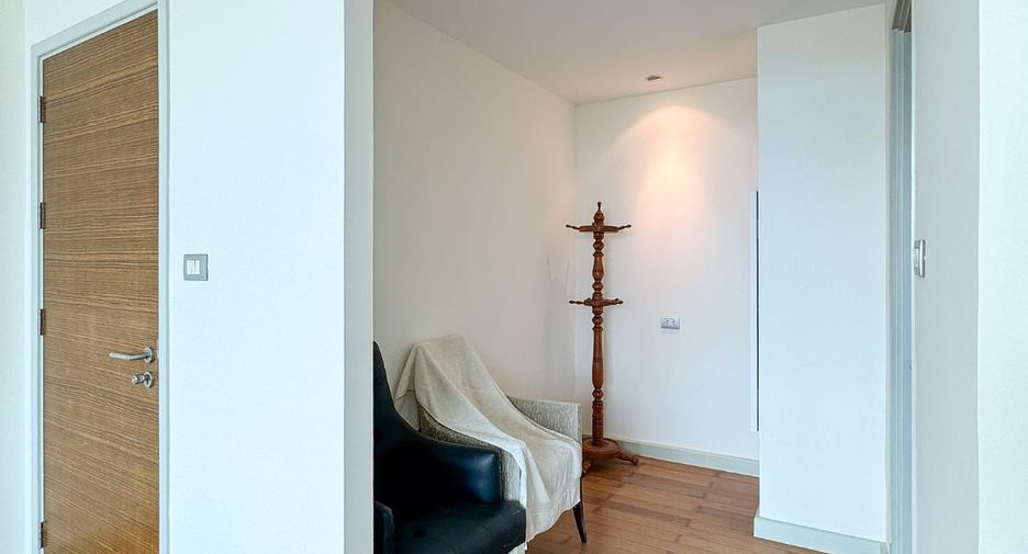 For sale 3 bedrooms condo in Bang Kho Laem, Bangkok