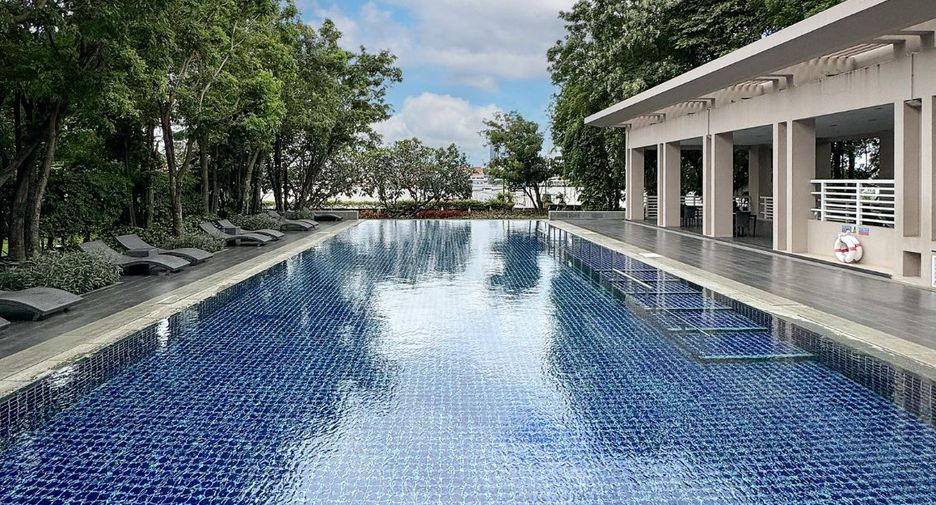 For sale 3 bedrooms condo in Bang Kho Laem, Bangkok