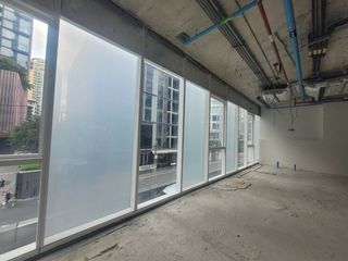 For rent retail Space in Watthana, Bangkok