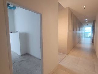 For rent retail Space in Watthana, Bangkok