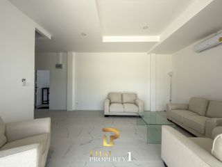 For sale 4 bedrooms villa in Bang Saray, Pattaya