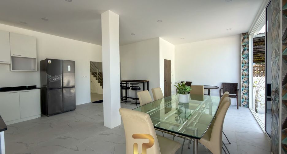 For sale 4 bedrooms villa in Bang Saray, Pattaya