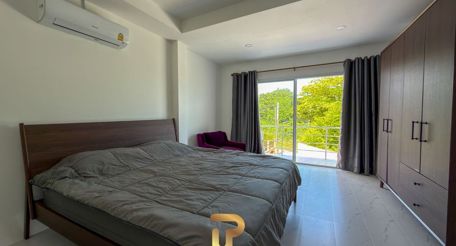 For sale 4 bedrooms villa in Bang Saray, Pattaya