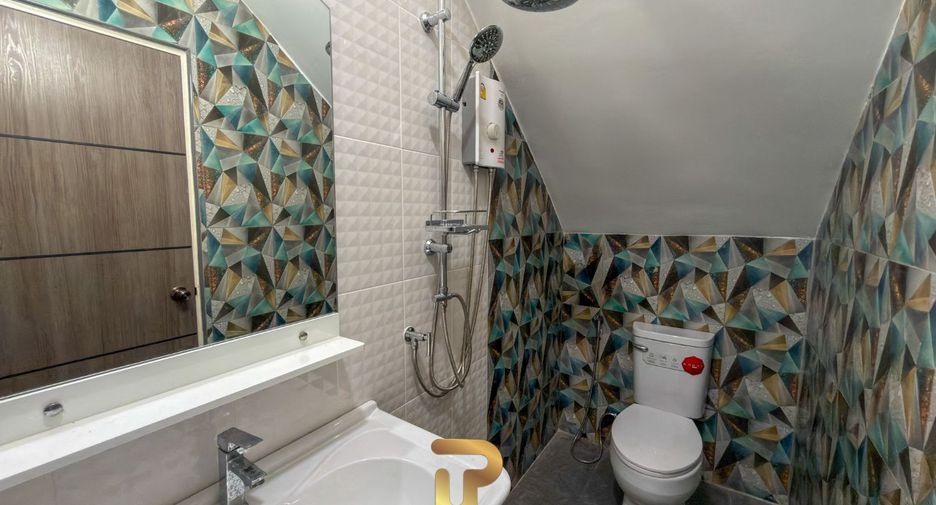 For sale 4 bedrooms villa in Bang Saray, Pattaya