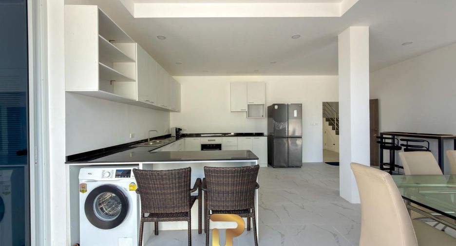 For sale 4 bedrooms villa in Bang Saray, Pattaya