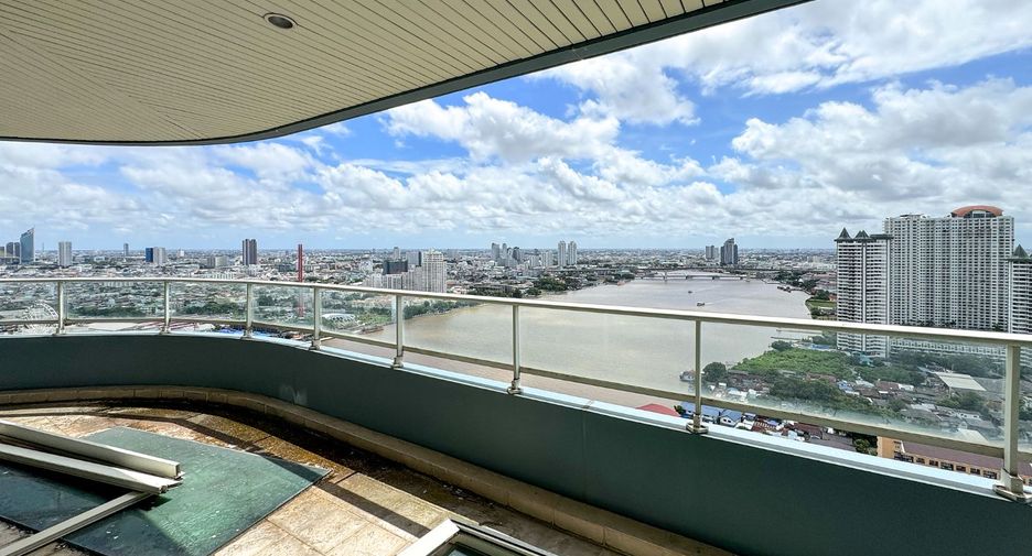 For sale 3 bedrooms condo in Bang Kho Laem, Bangkok