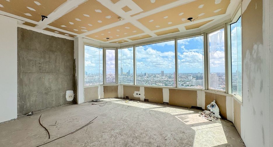 For sale 3 bedrooms condo in Bang Kho Laem, Bangkok