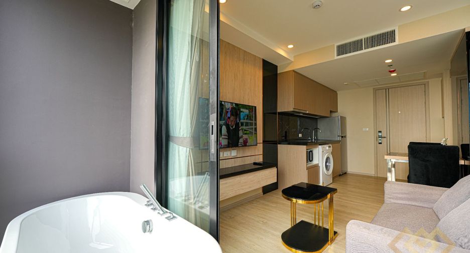 For sale 1 bed condo in Bang Lamung, Chonburi