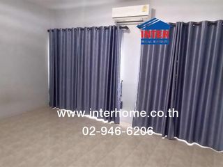 For sale 3 bedrooms townhouse in Mueang Samut Sakhon, Samut Sakhon