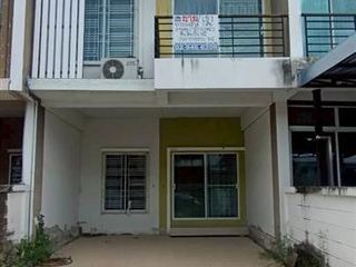For sale 3 bedrooms townhouse in Mueang Samut Sakhon, Samut Sakhon