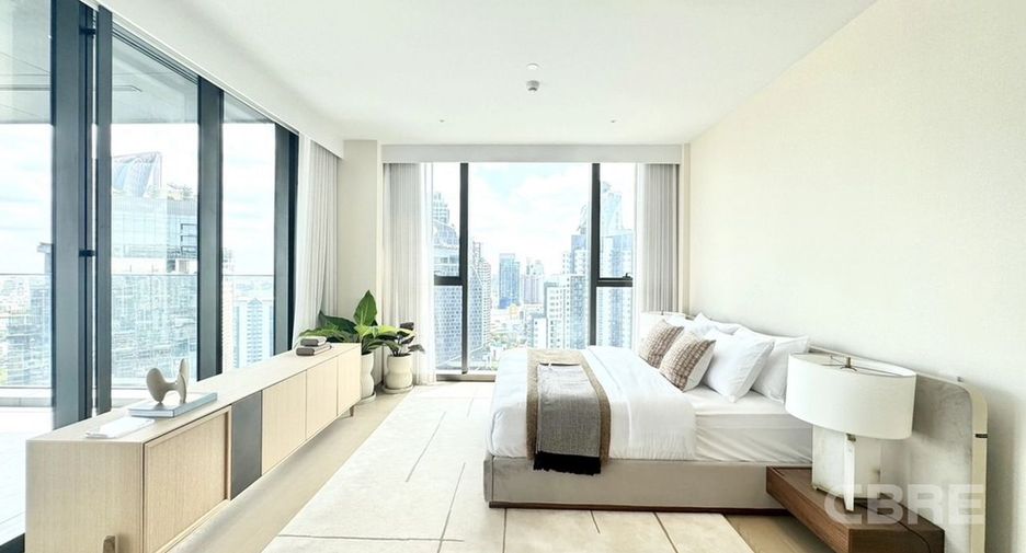 For sale 5 bedrooms condo in Khlong Toei, Bangkok