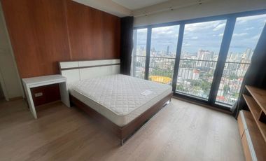 Wohnung zur Miete und zum Kauf mit 2 Zimmer in Khlong Toei, Bangkok