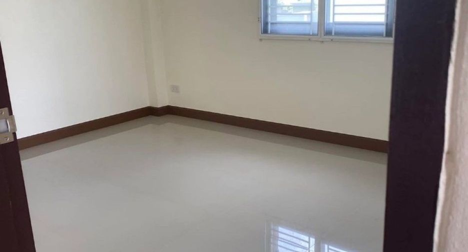 For sale studio house in Plaeng Yao, Chachoengsao