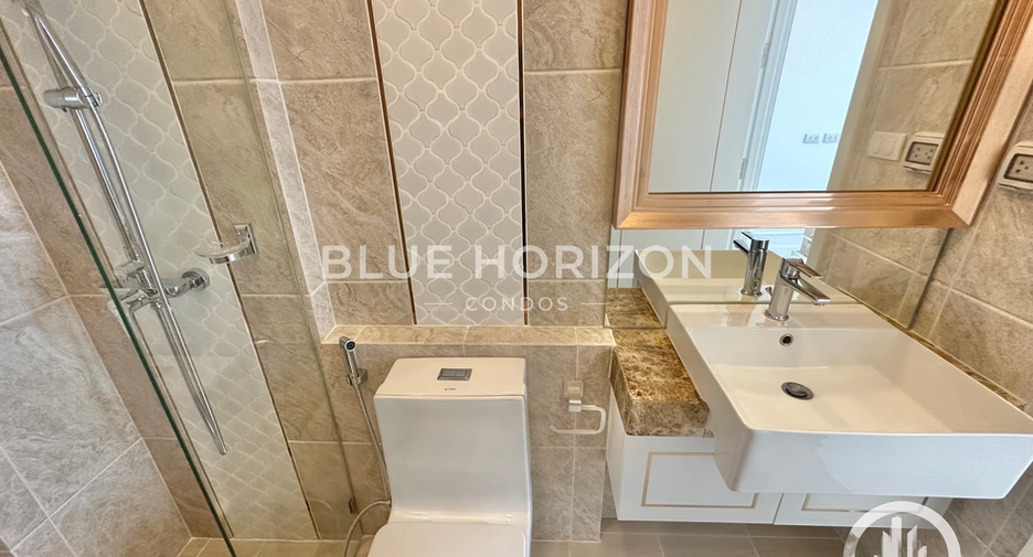 For sale and for rent 2 bedrooms condo in Bang Lamung, Chonburi