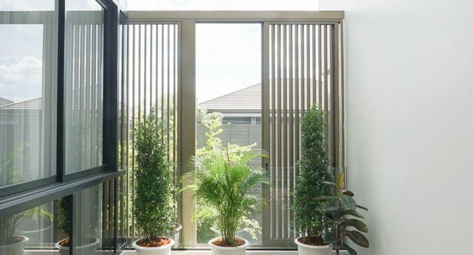 For rent and for sale 4 bedrooms house in Bang Kapi, Bangkok