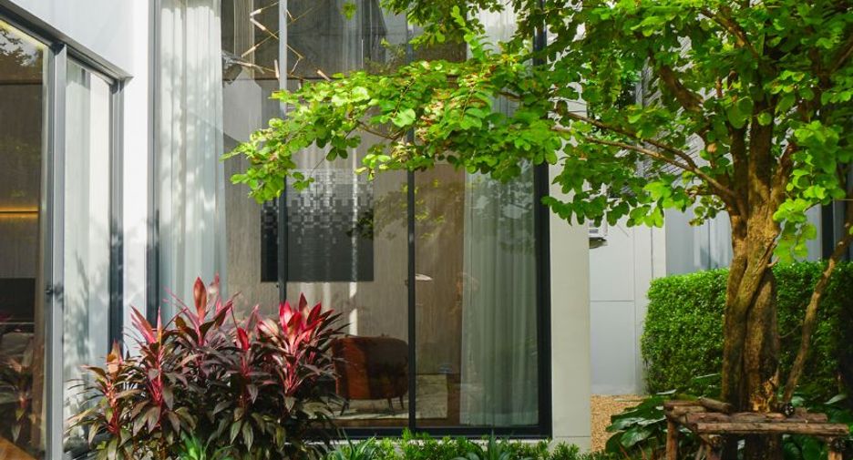For rent and for sale 4 bedrooms house in Bang Kapi, Bangkok