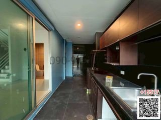 For rent 3 bedrooms townhouse in Mueang Pathum Thani, Pathum Thani