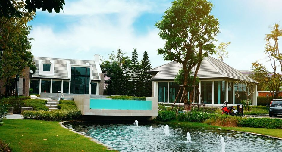 For sale 4 bedrooms house in Phasi Charoen, Bangkok