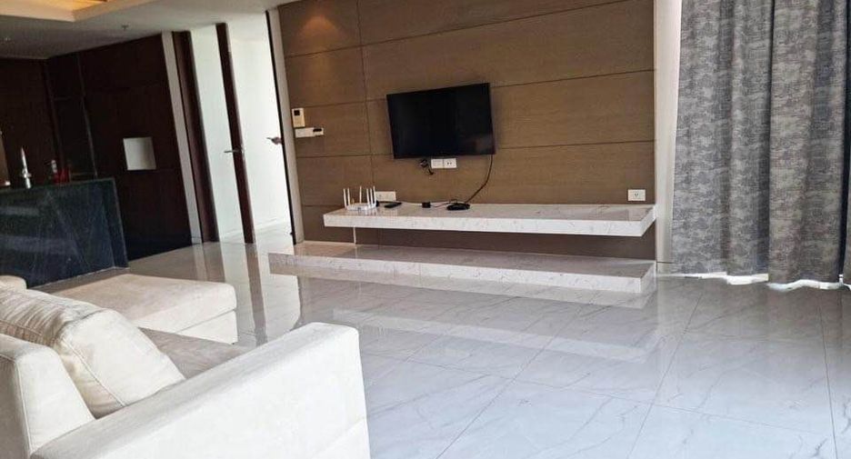 For sale 2 bedrooms condo in Pathum Wan, Bangkok