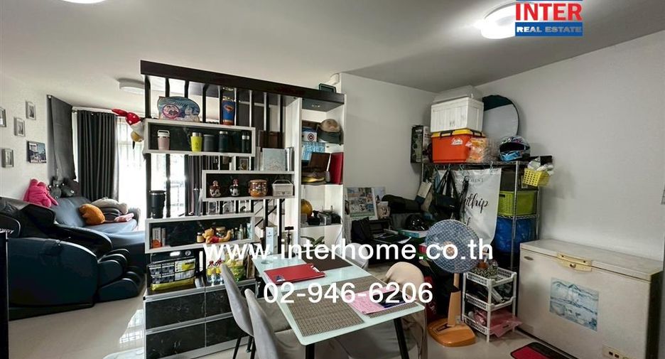 For rent and for sale 3 bedrooms townhouse in Khlong Sam Wa, Bangkok