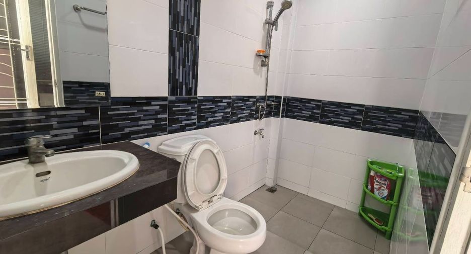 For sale 3 bedrooms house in Mueang Chon Buri, Chonburi